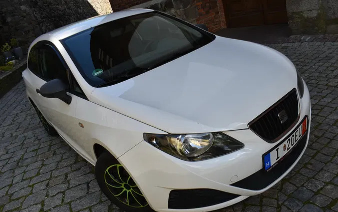 seat ibiza zachodniopomorskie Seat Ibiza cena 10900 przebieg: 231543, rok produkcji 2009 z Miastko